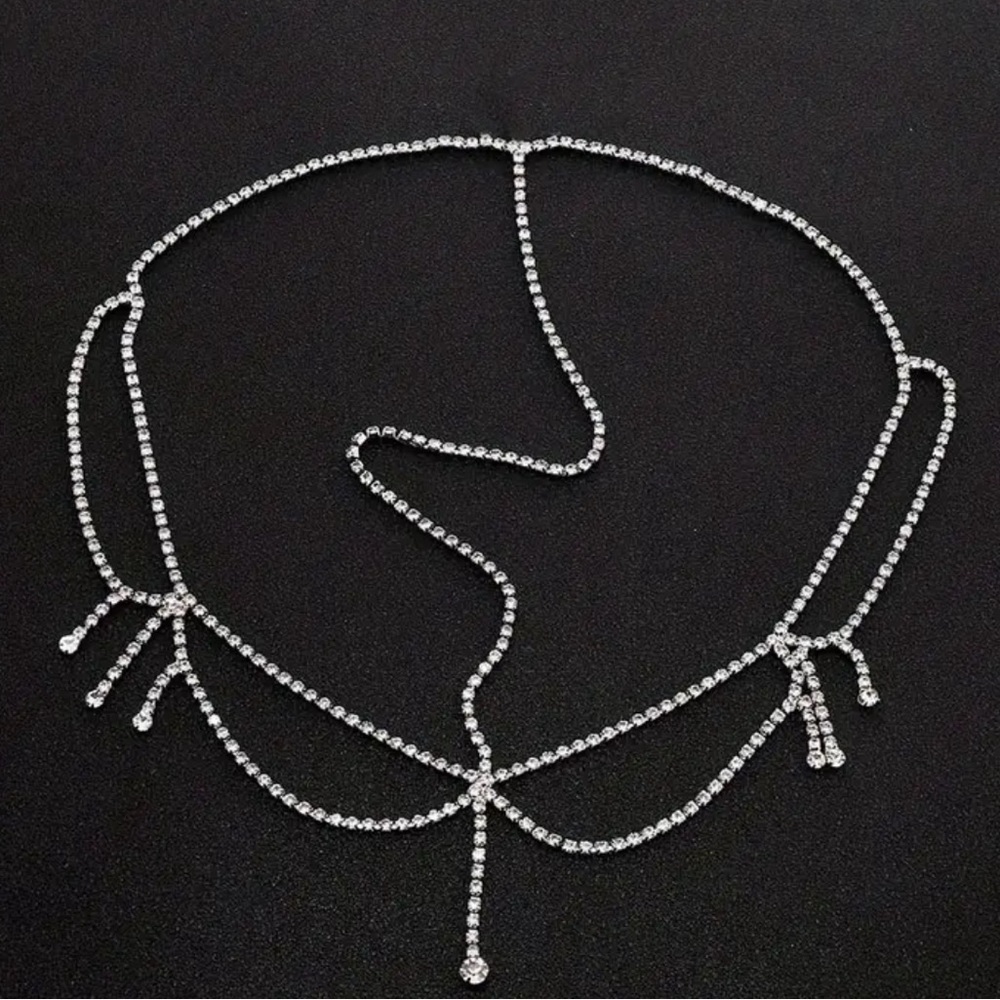 Rhinestone Waterdrop Head Chain: Bridal Hair Jewelry - Picture 3 of 5